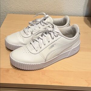 Puma Carina sneakers